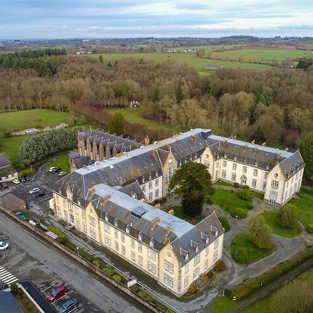 Relais Le Bocage Hotell Pontmain Eksteriør bilde